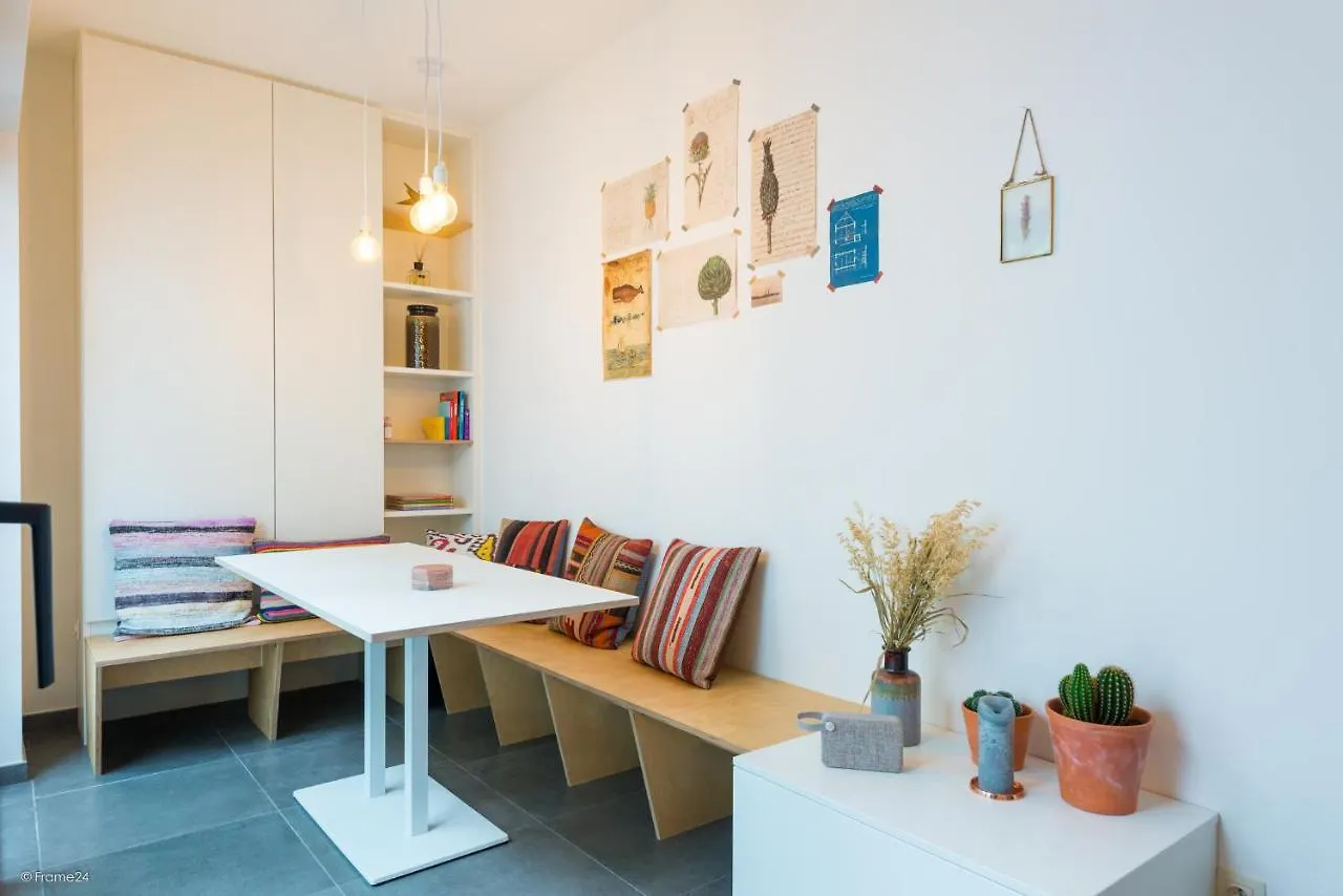 Stylishly Furnished Private Home In A Vibrant Area Antwerpen 0*,  België